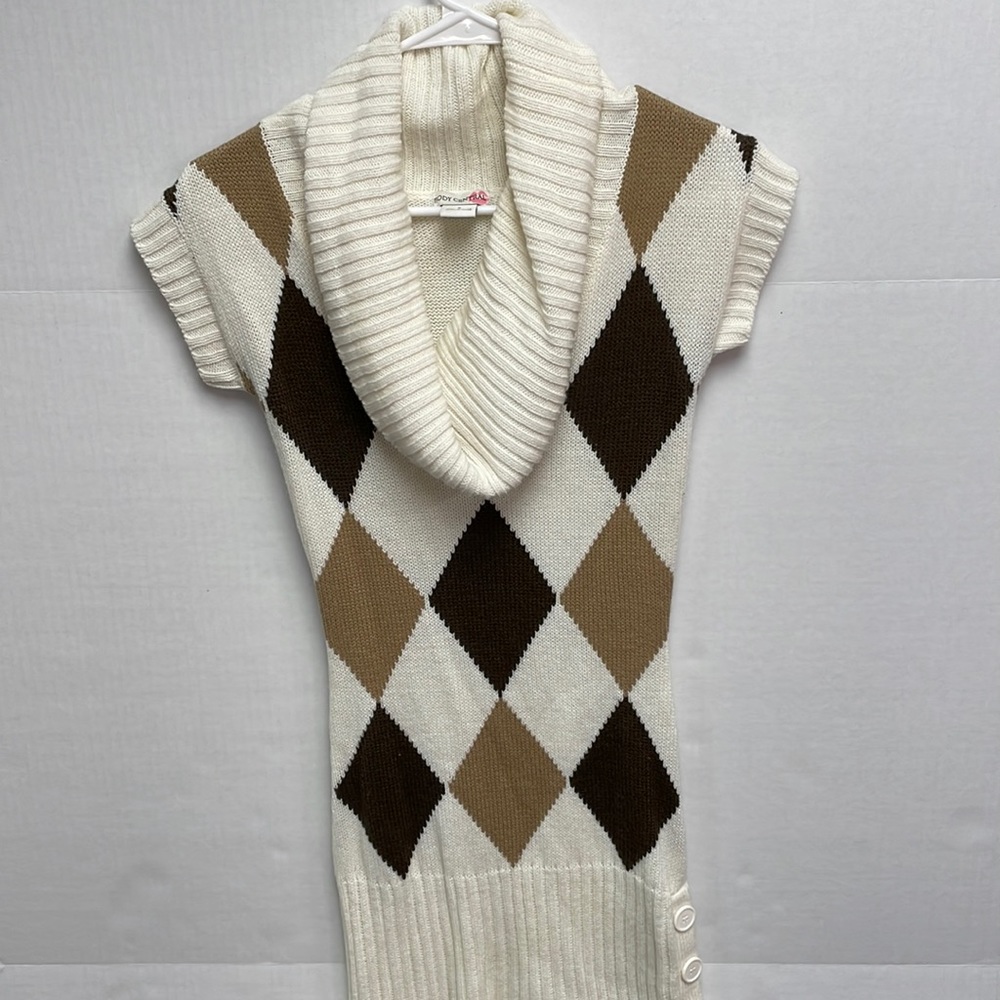Woman’s Body Central argyle short sleeve sweater dress size Small